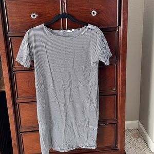 Gap tee shirt dress